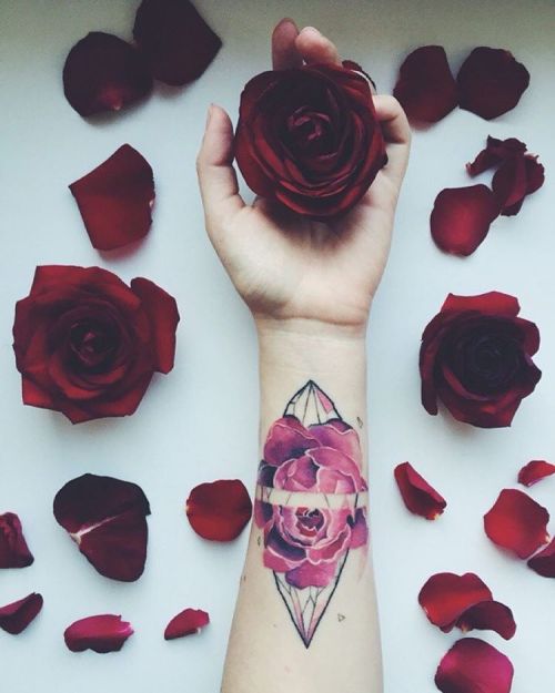 Amazing rose tattoo