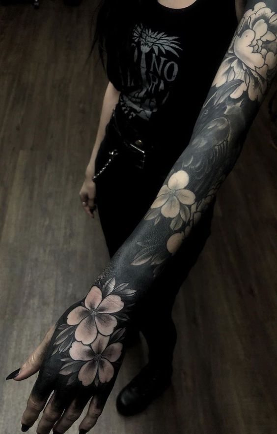 blackout-tattoo-28 - Tattoo Designs for Women