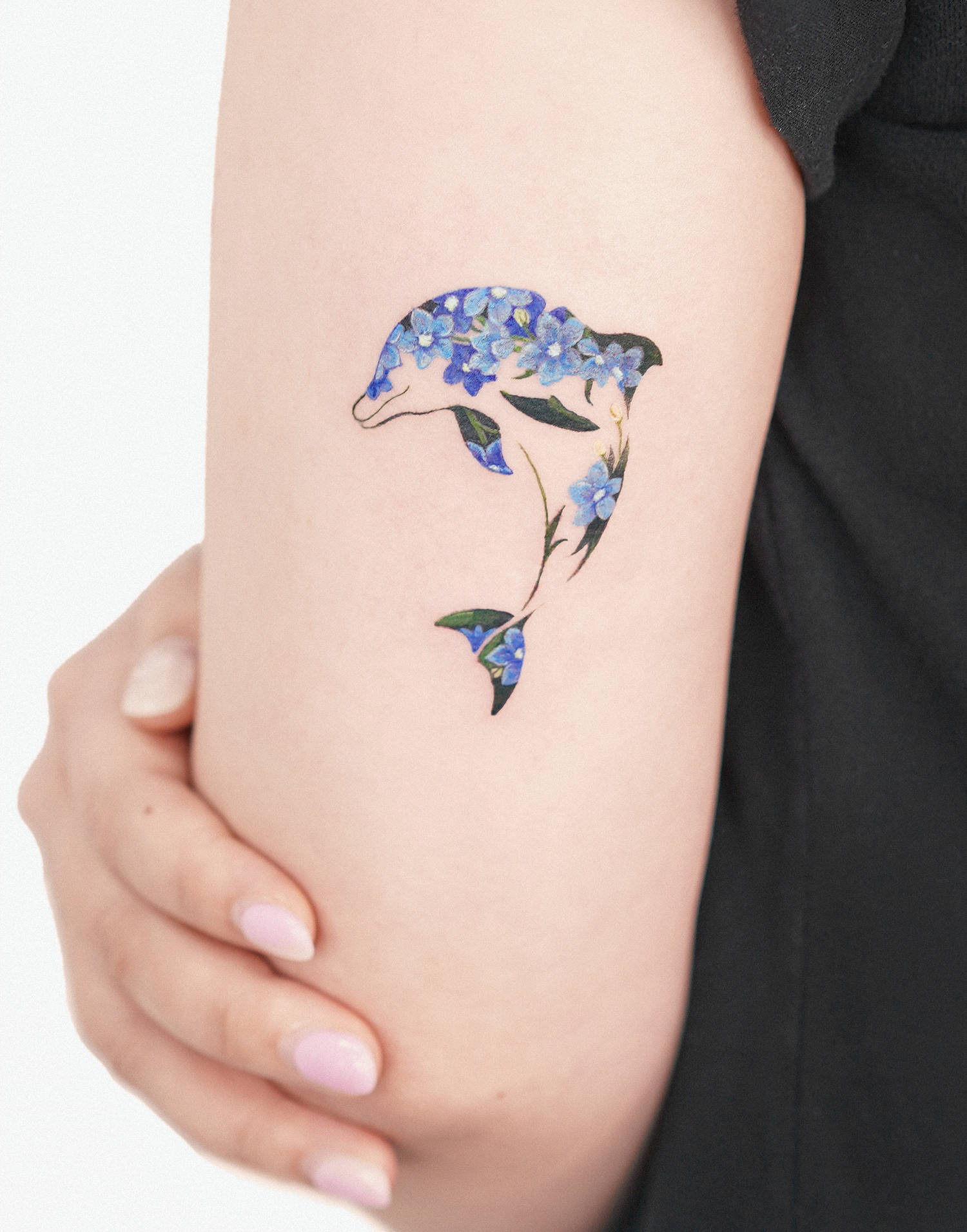 Tattoo-ideas-with-dolphin-19 - Tattoo Designs for Women